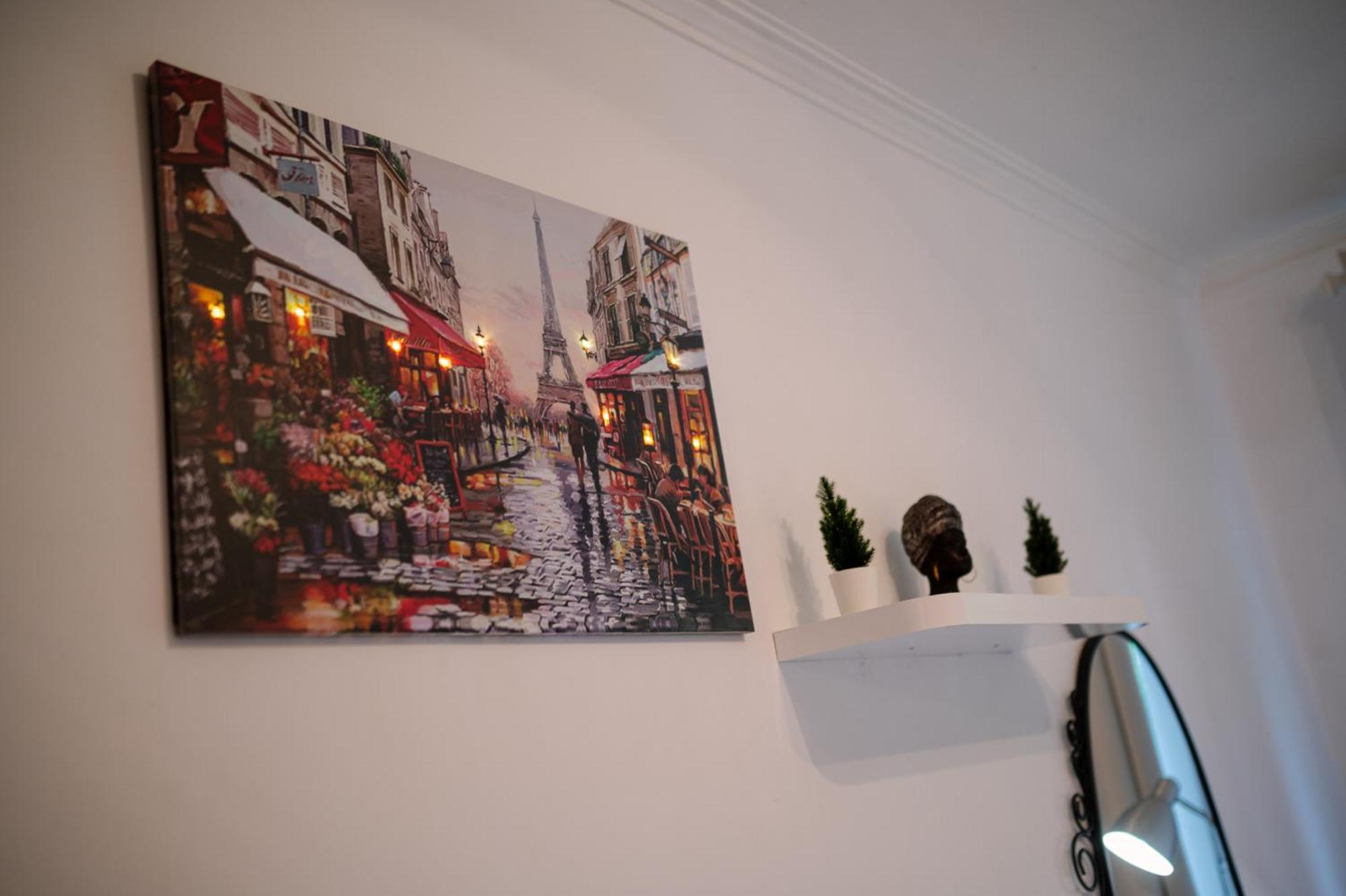Vivid Condo By Ndk And Vitosha Blvd With Free Secured Parking And Ac Sofia Ngoại thất bức ảnh